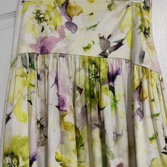 Apparalel skirt - Picture 2 of 3